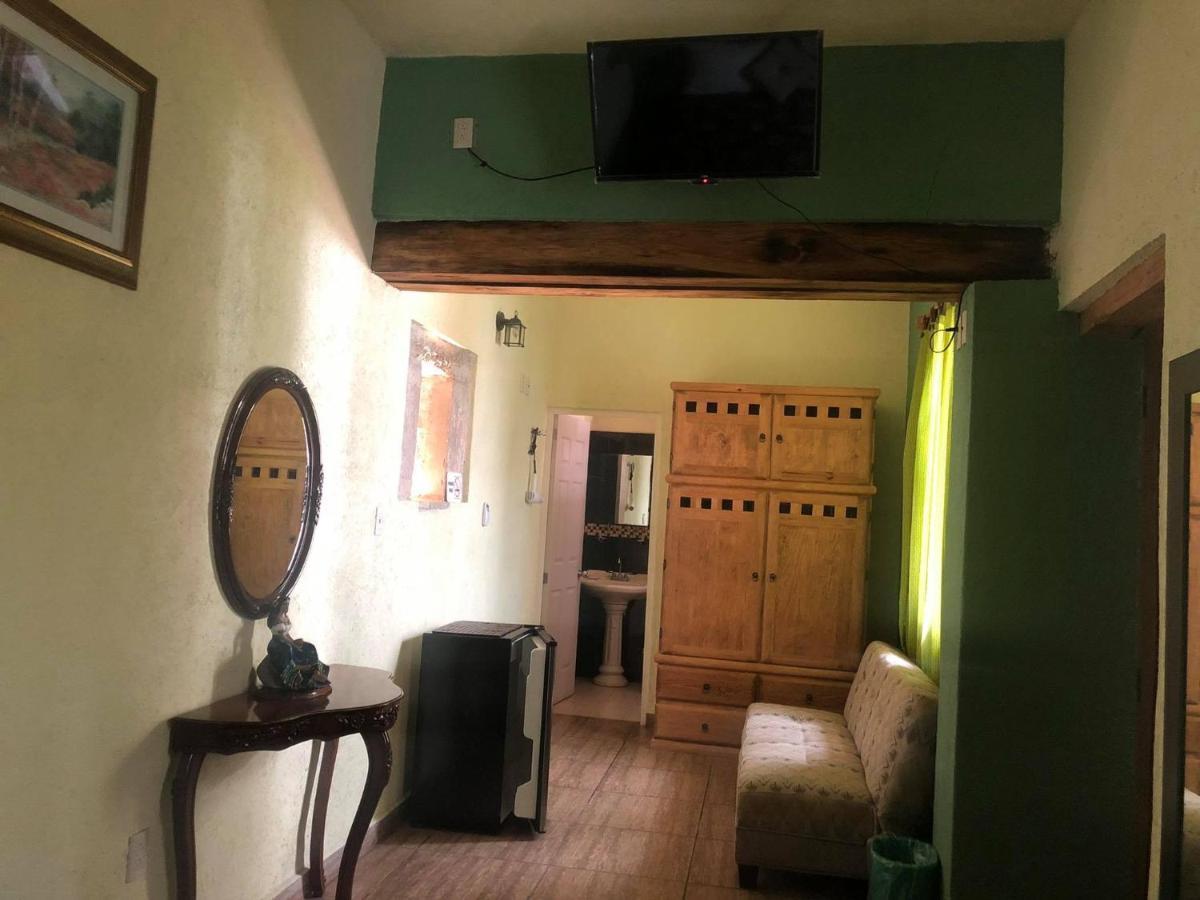 Hotel Casa Del Tiempo Guanajuato Værelse billede